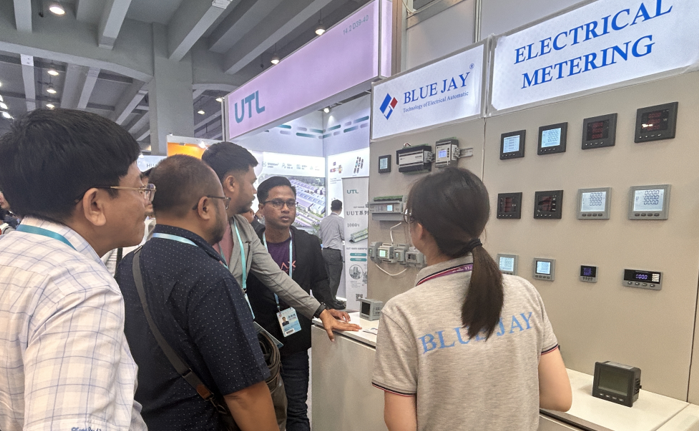 Blue Jay Company Shines at 135th China Canton Fair